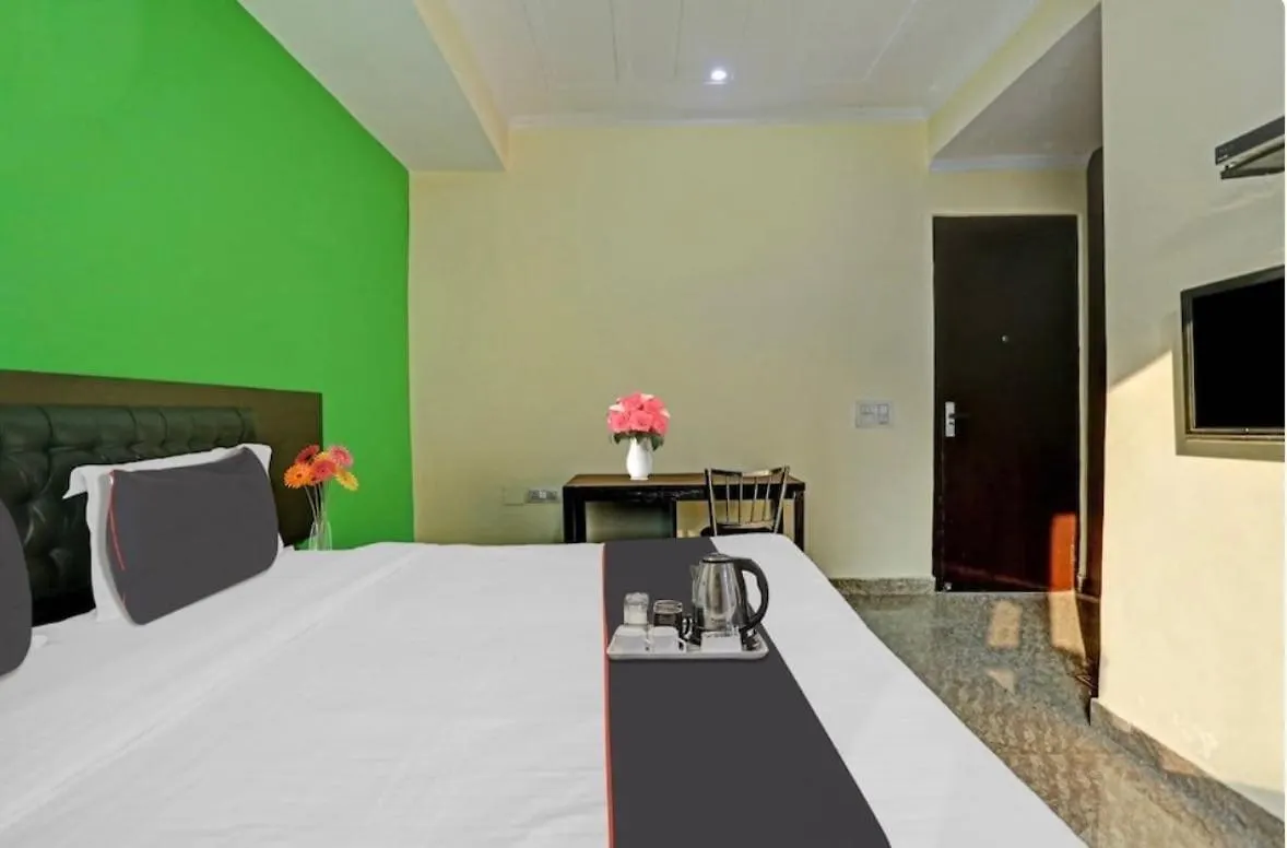 Hotel Elite Stay Gurgaon